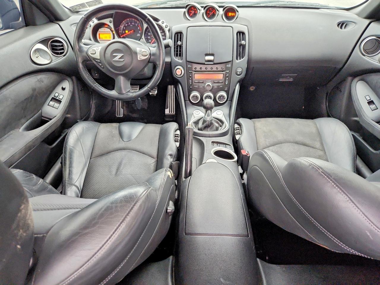 Nissan 370Z Base