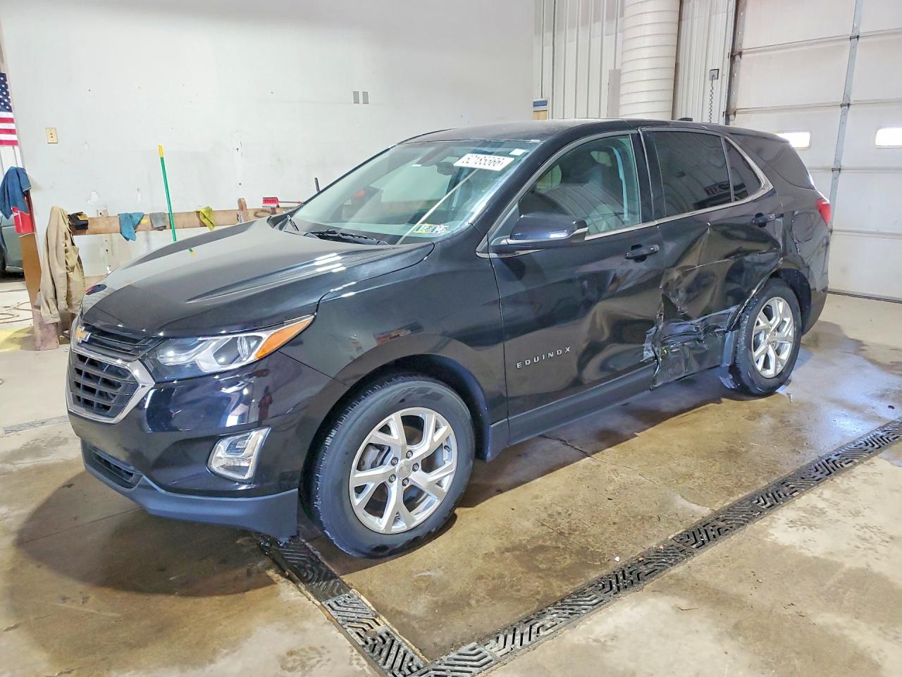 Salvage Chevrolet Equinox Image