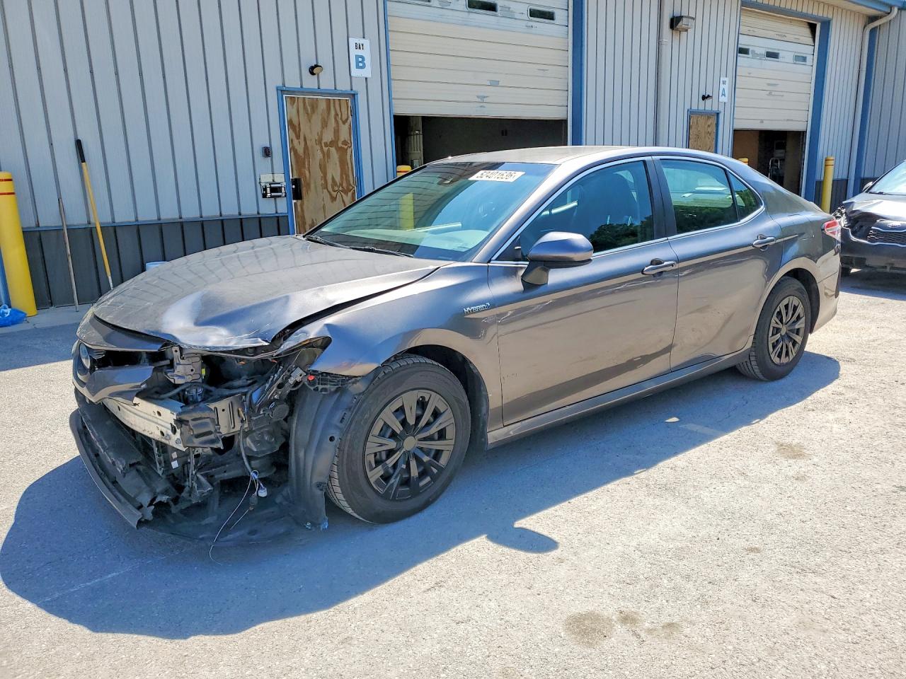 Salvage Toyota Camry Image