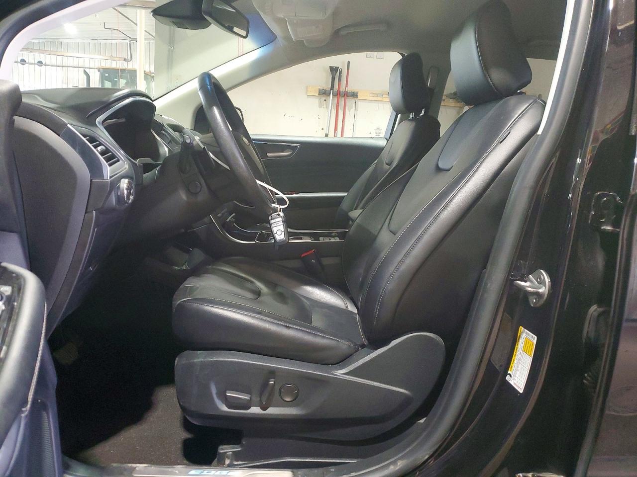 Ford Edge Titanium