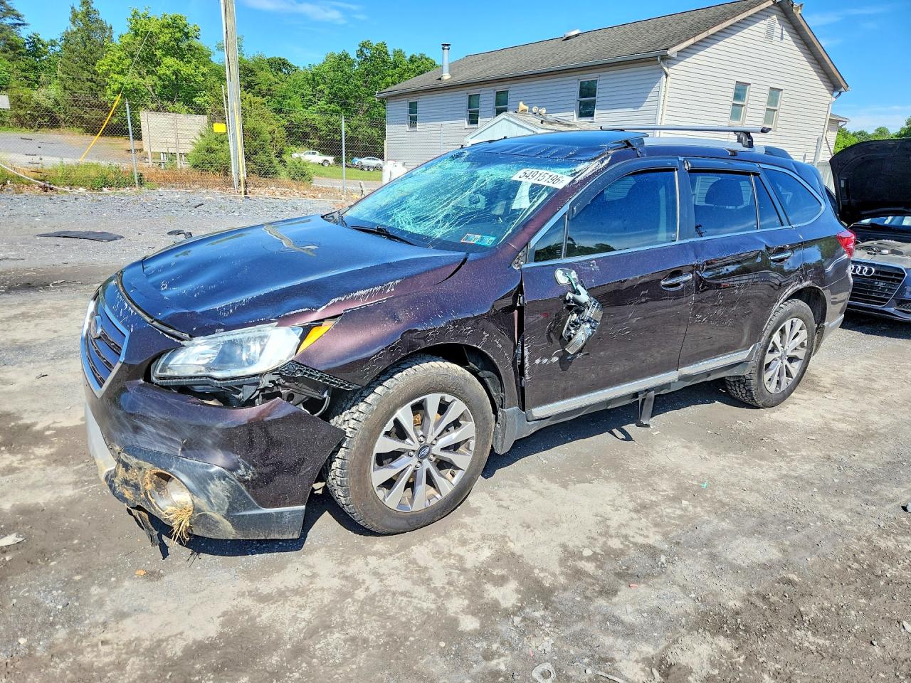 Salvage Subaru Outback Image
