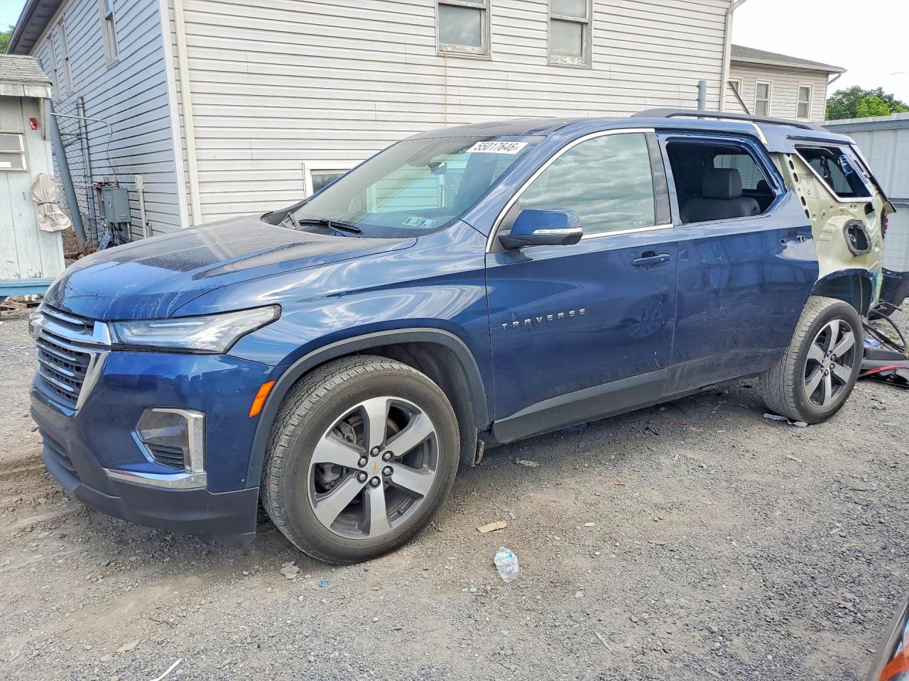 Salvage Chevrolet Traverse Image