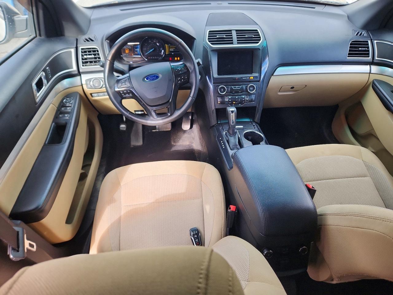 Ford Explorer Xlt