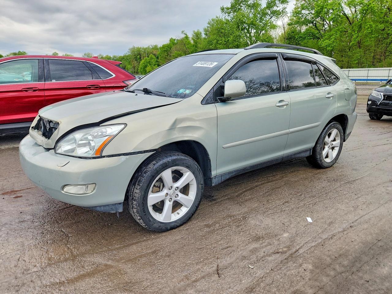 Salvage Lexus RX Image
