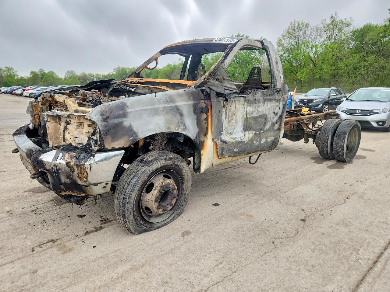 Salvage Ford F-450 Image