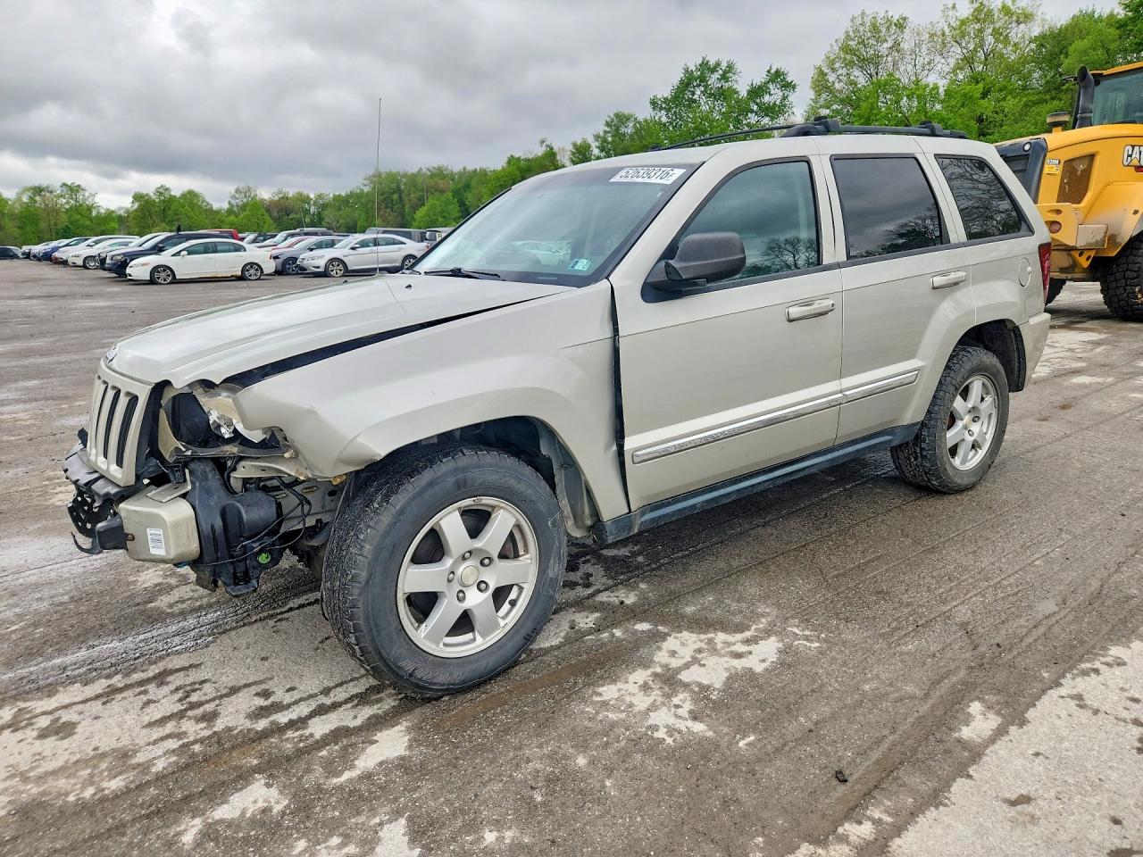 Salvage Jeep Cherokee Image