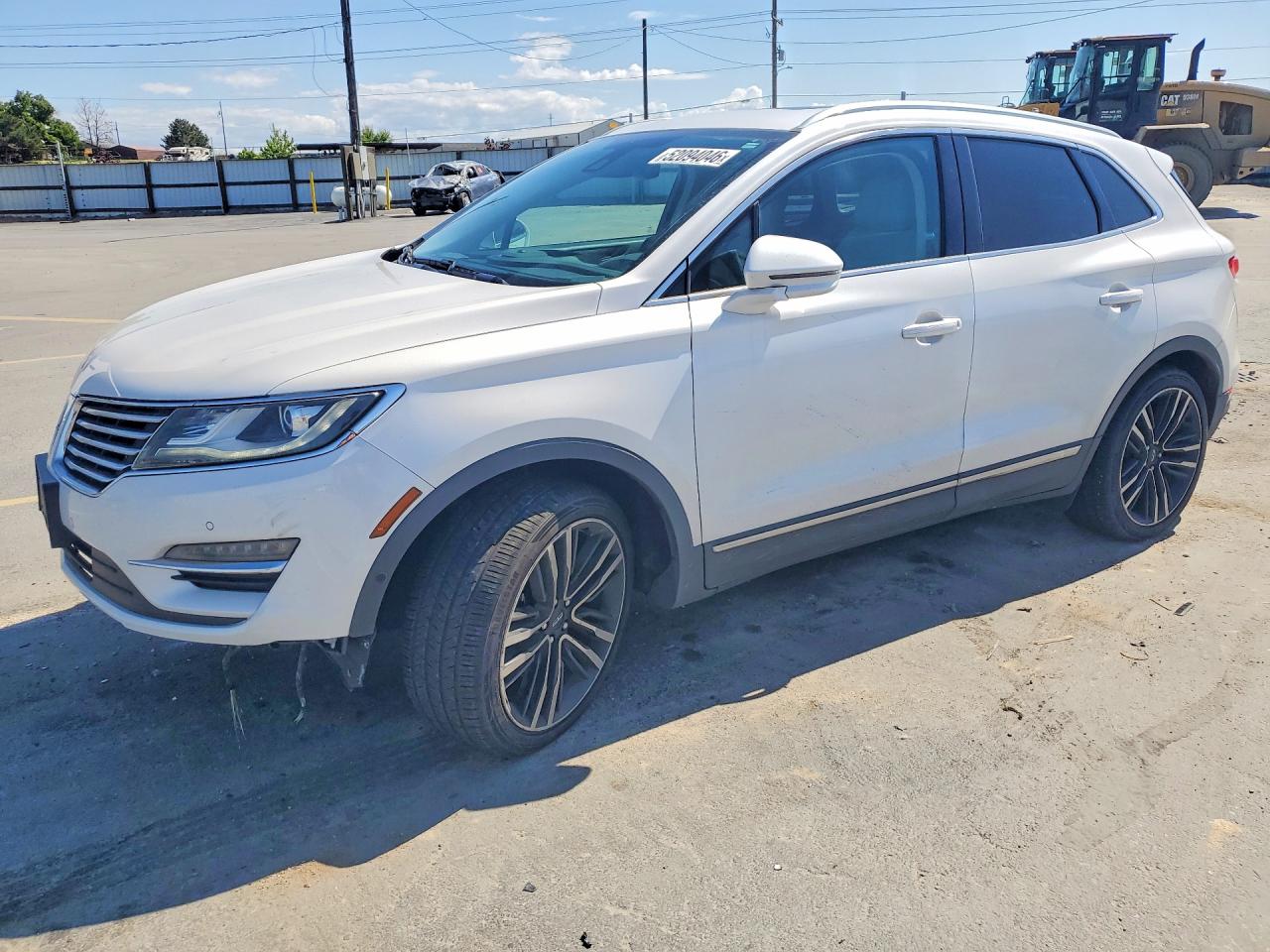 Salvage Lincoln MKC Image