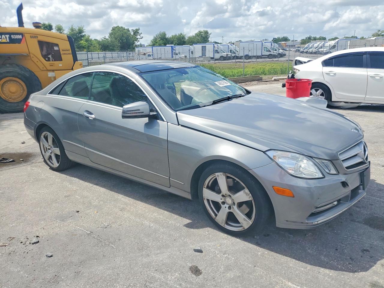 Mercedes-Benz E-Class 350