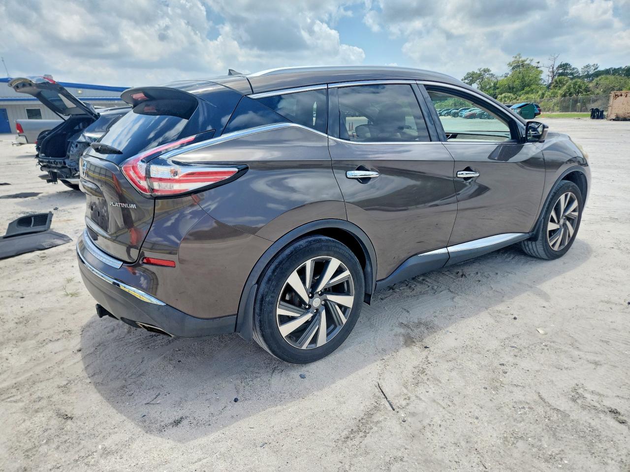 Nissan Murano S