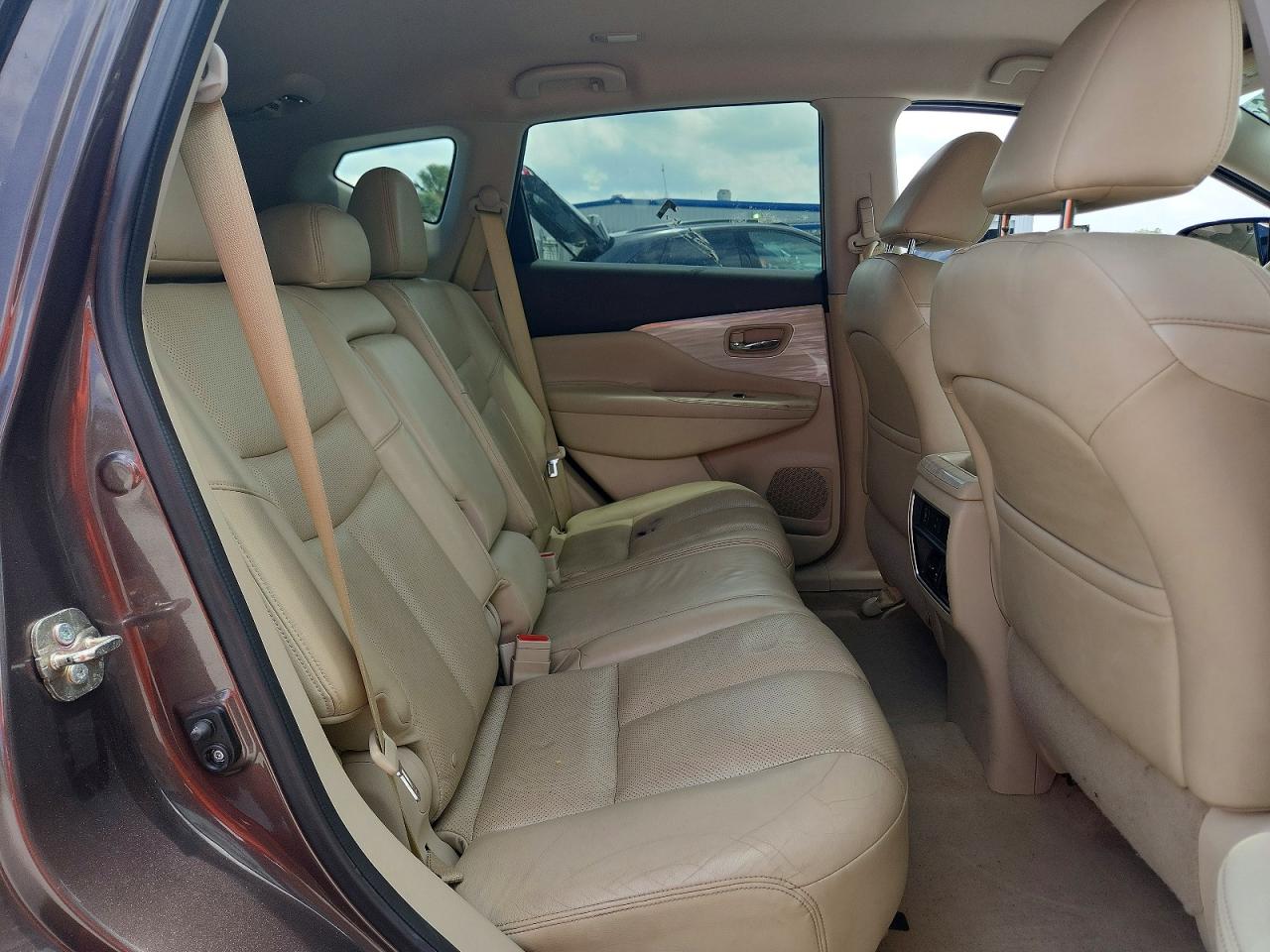 Nissan Murano S