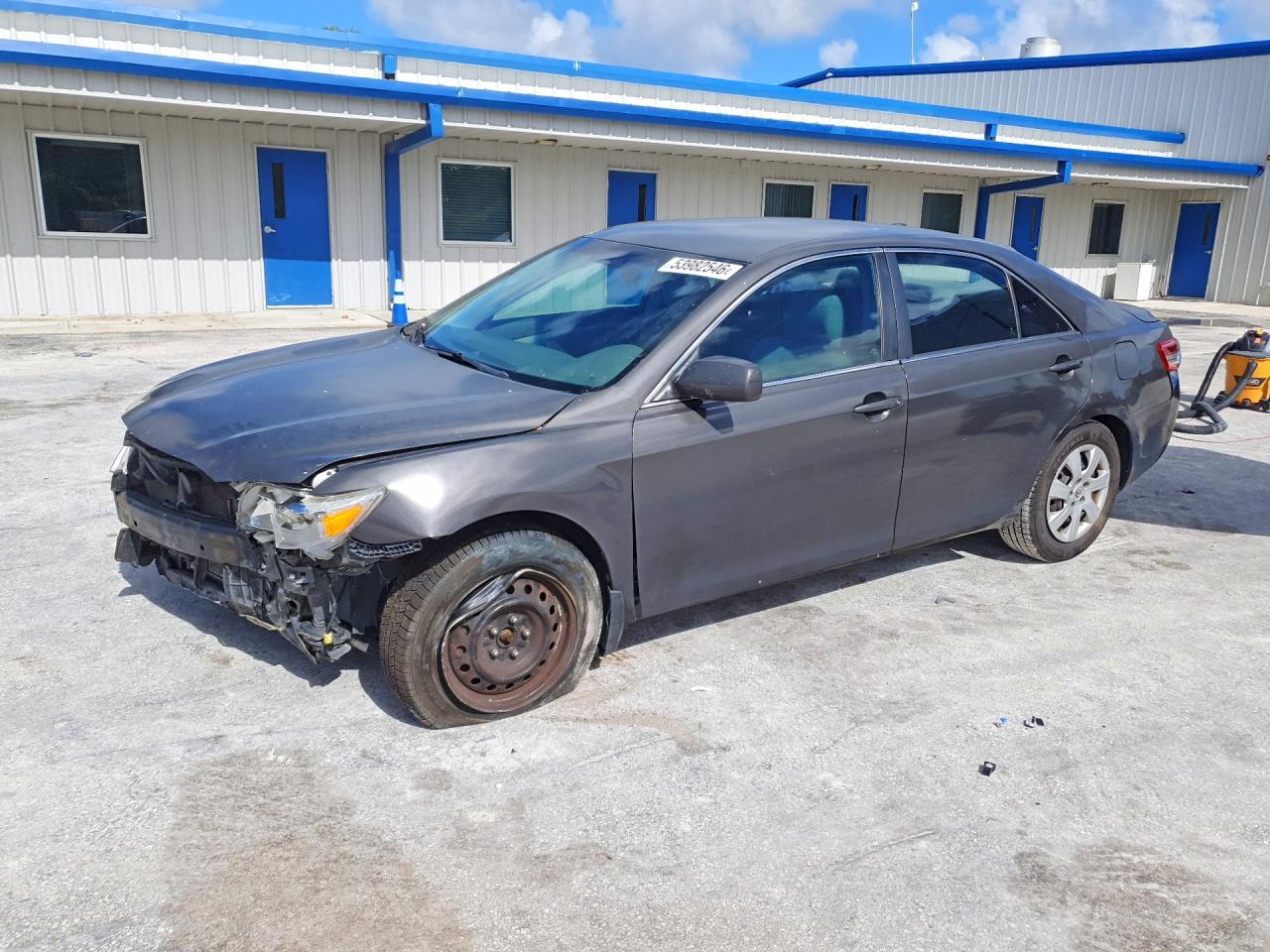 Salvage Toyota Camry Image