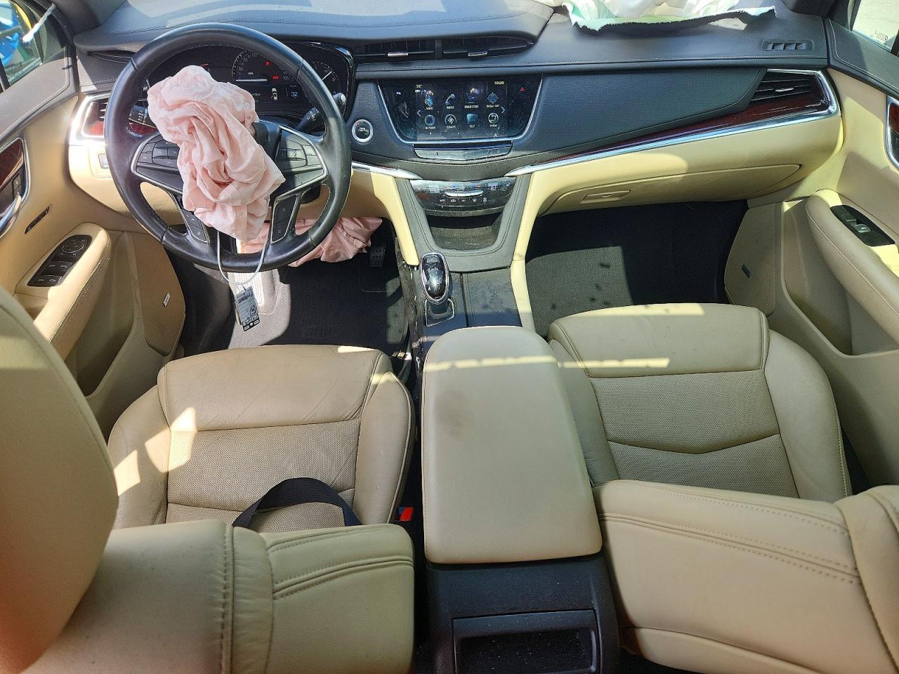 Cadillac XT5 Luxury