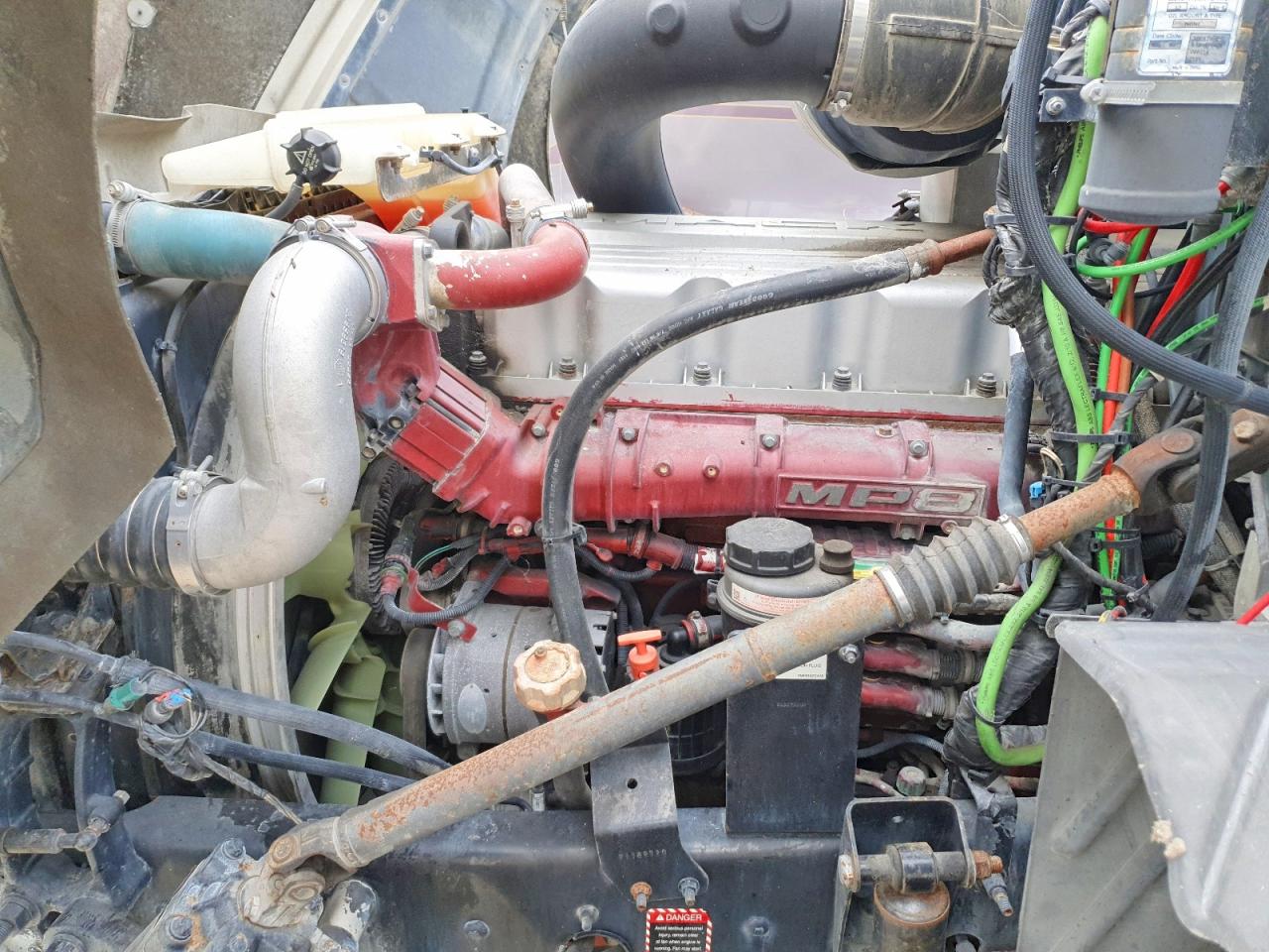 Mack Cxu613