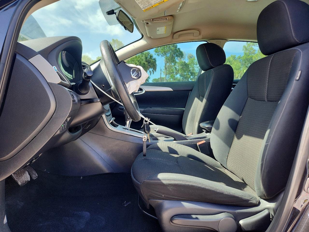 Nissan Sentra S