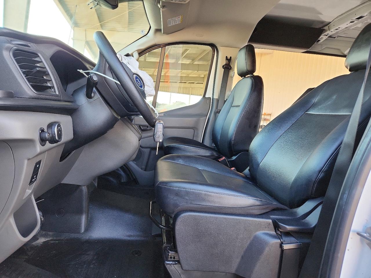 Ford Transit T-250