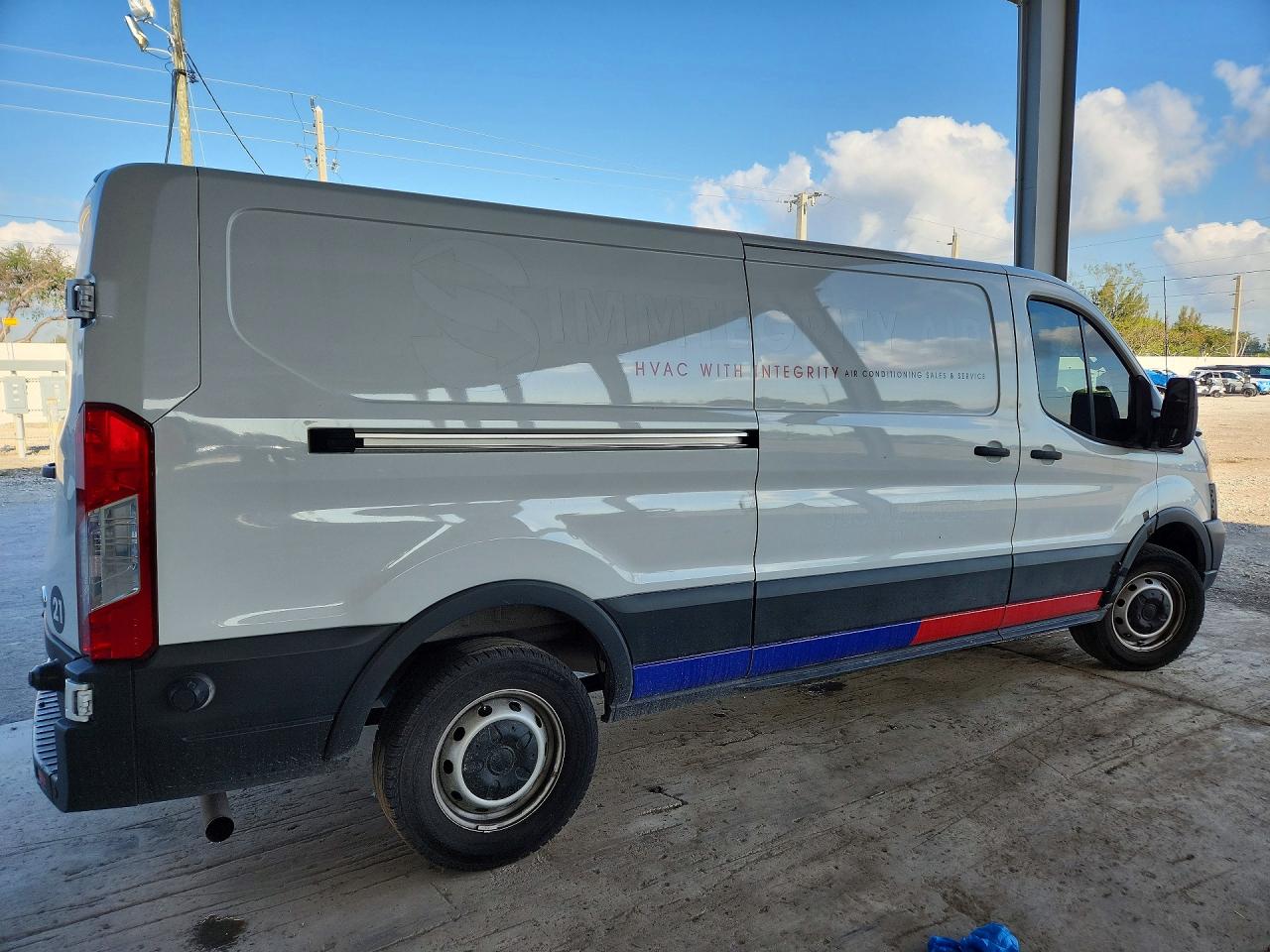 Ford Transit T-250