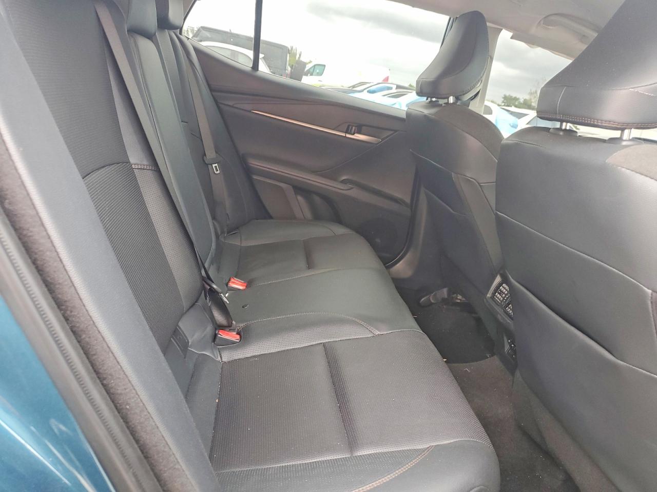 Toyota Camry Xle