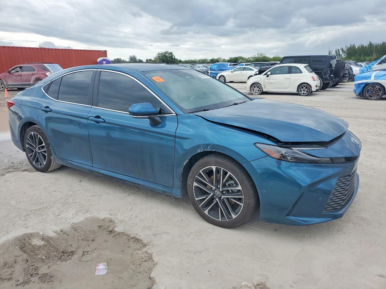Toyota Camry Xle
