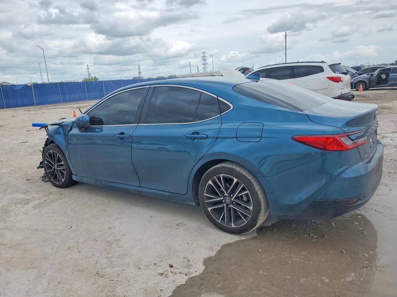 Toyota Camry Xle