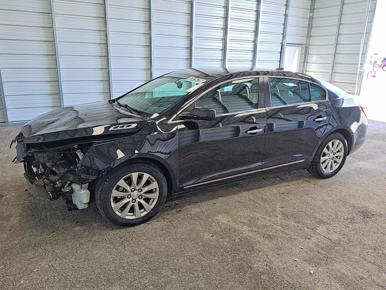 Salvage Buick LaCrosse Image