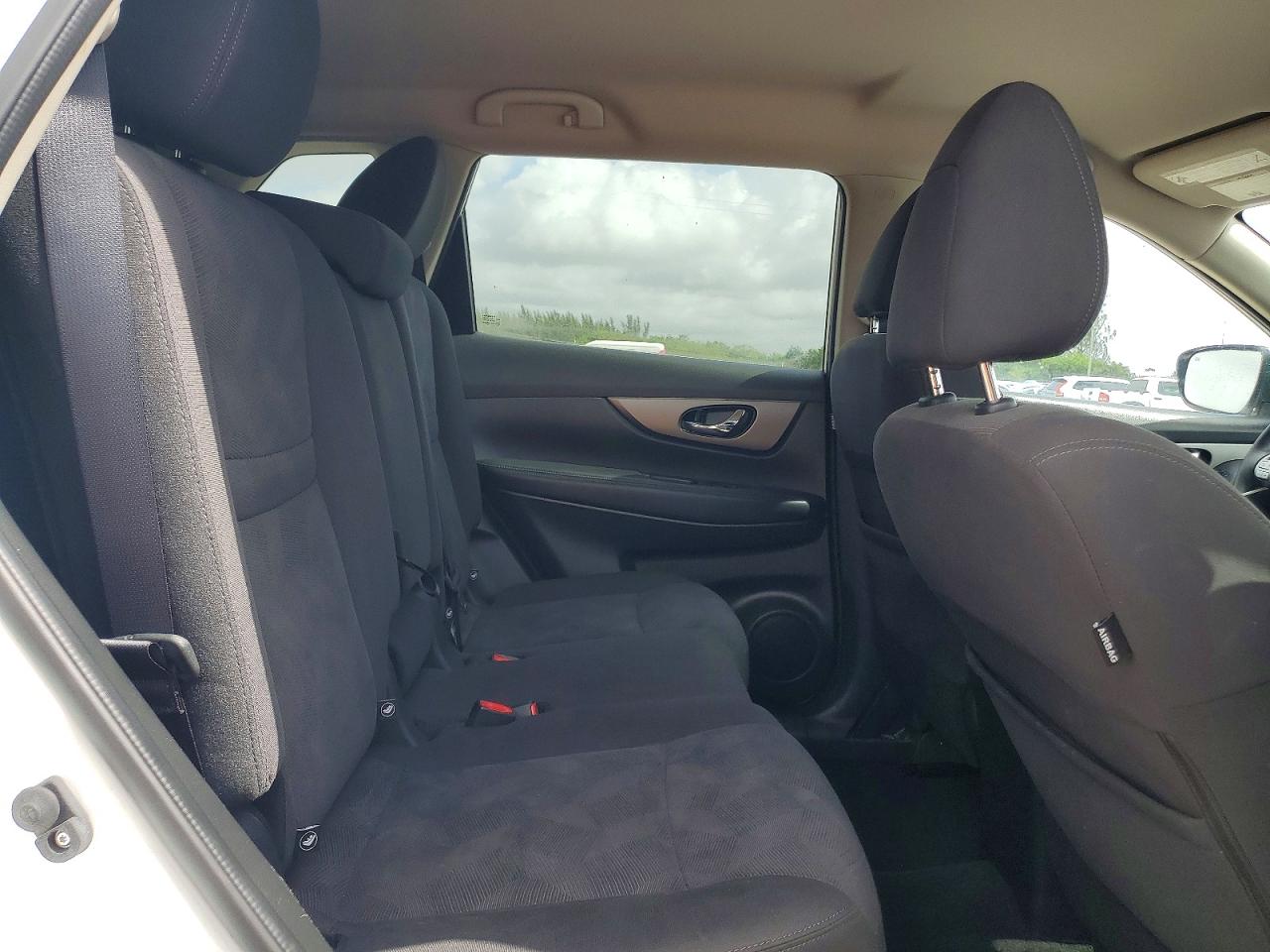 Nissan Rogue Sv