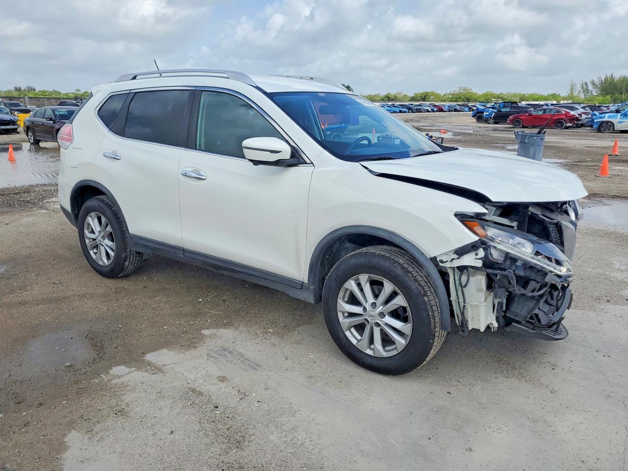 Nissan Rogue Sv