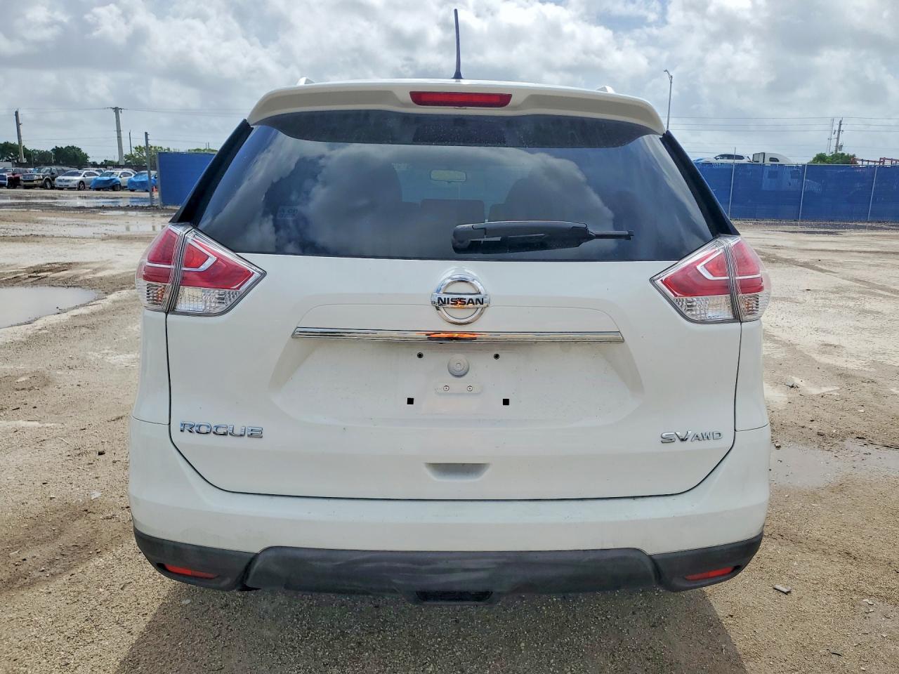 Nissan Rogue Sv