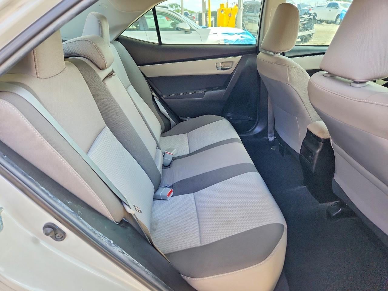 Toyota Corolla Le