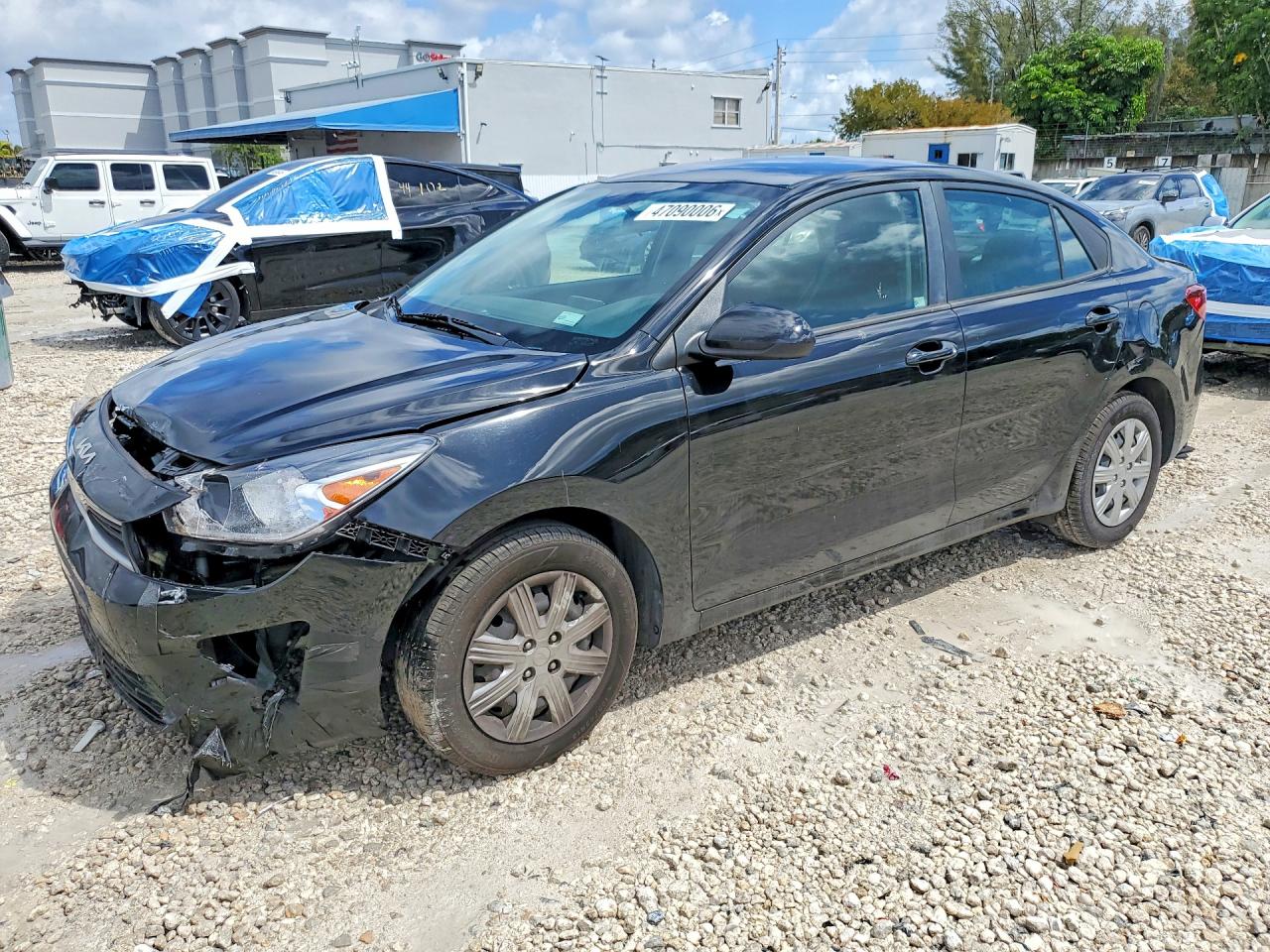 Salvage Kia Rio Image