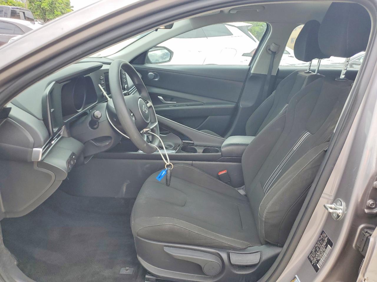 Hyundai ELANTRA Blue