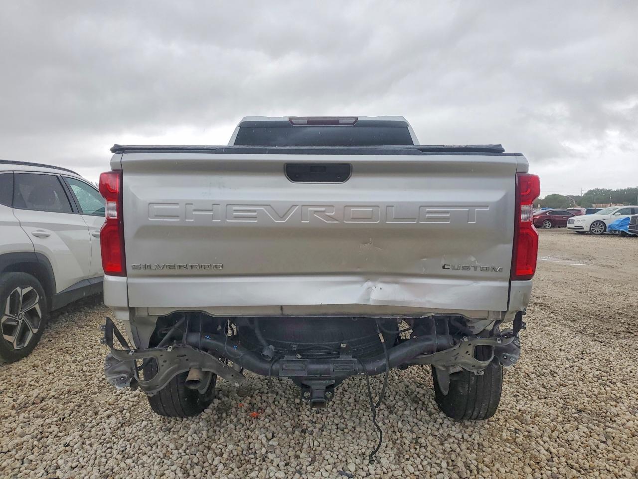 Chevrolet Silverado C1500 Custom