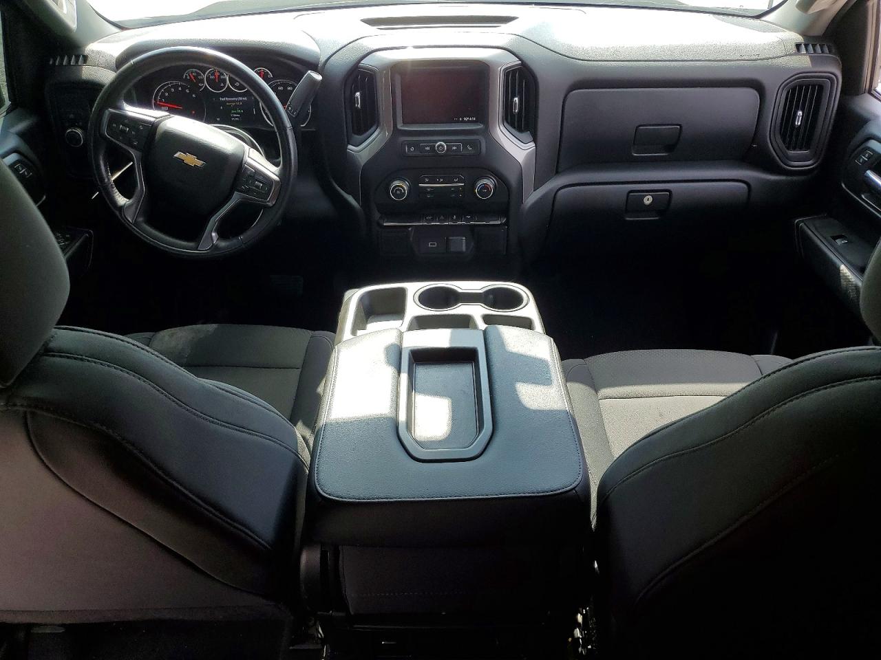 Chevrolet Silverado C1500 Custom