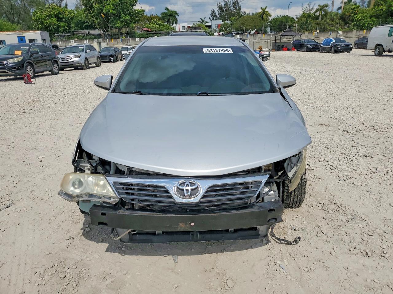 Toyota Camry L