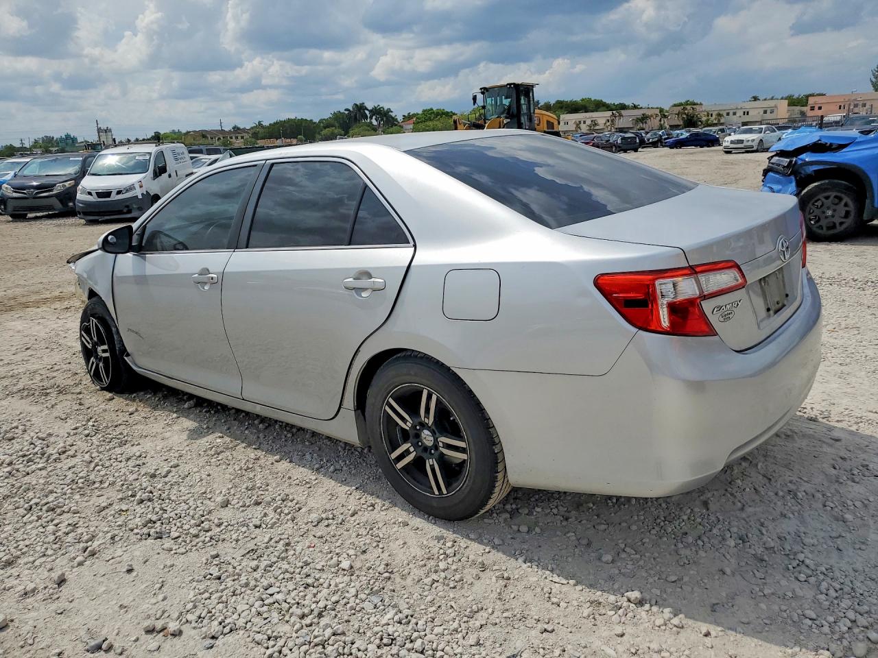 Toyota Camry L