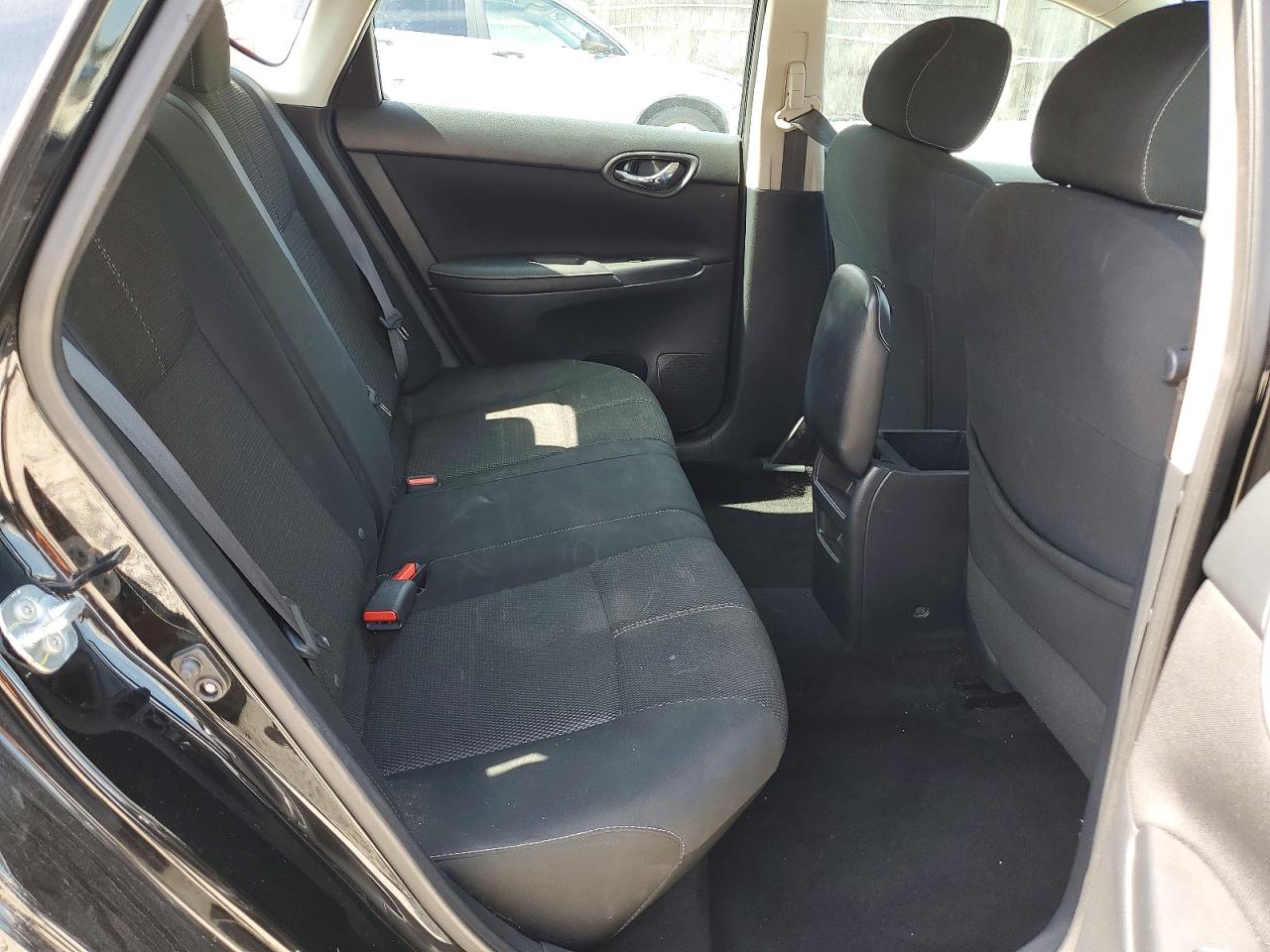 Nissan Sentra S