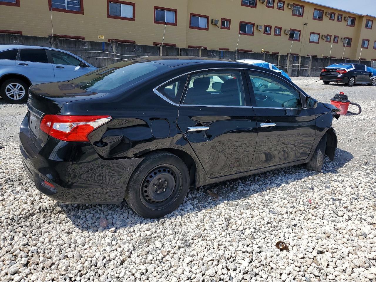 Nissan Sentra S
