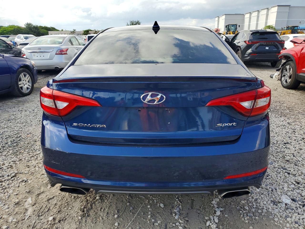 Hyundai SONATA Sport