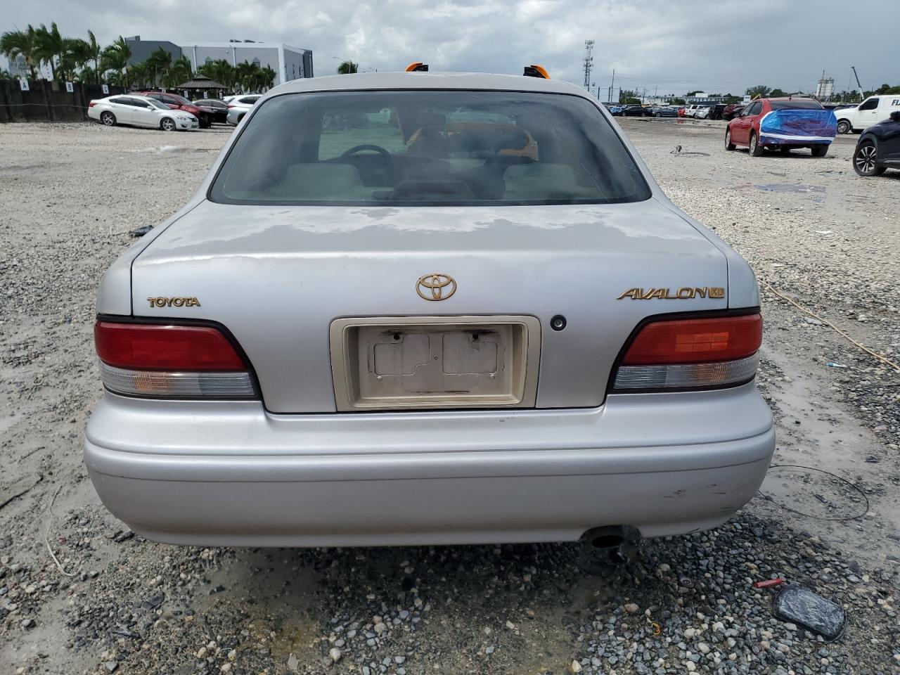 Toyota Avalon Xl