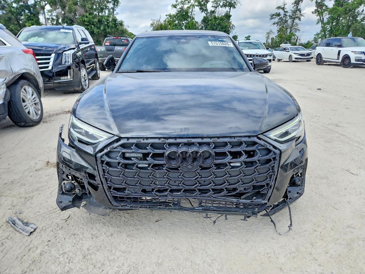 Audi A8 L