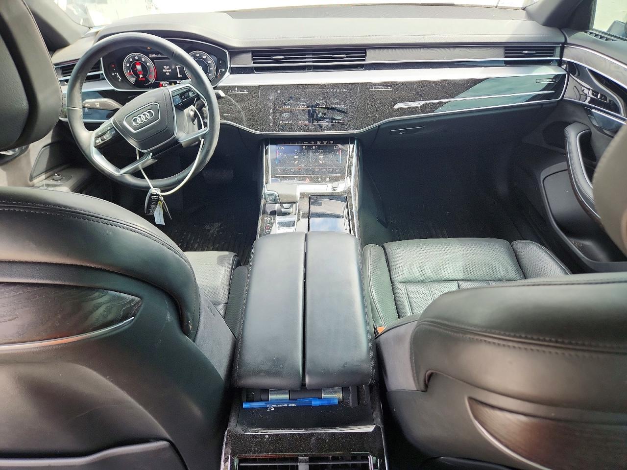 Audi A8 L