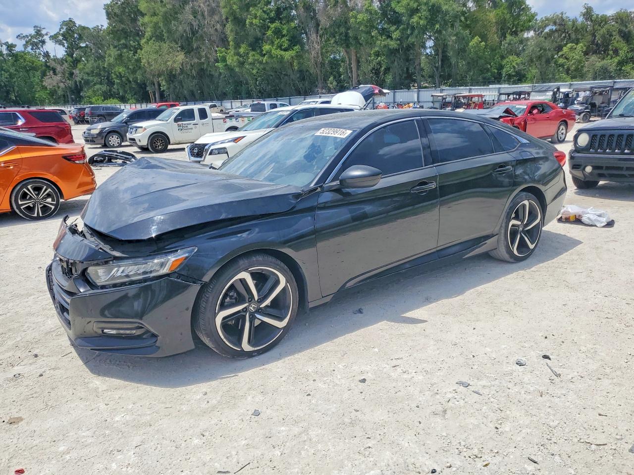 Salvage Honda Accord Image