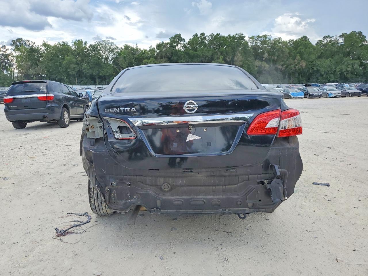 Nissan Sentra S