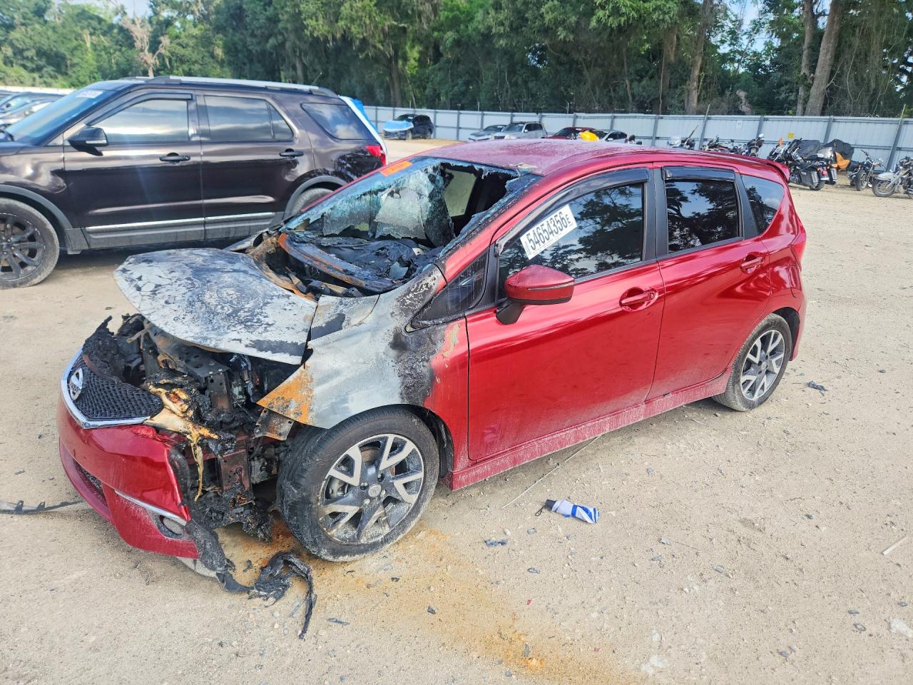 Salvage Nissan Versa Image