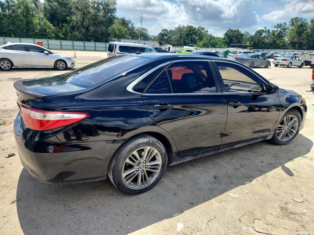 Toyota Camry Se