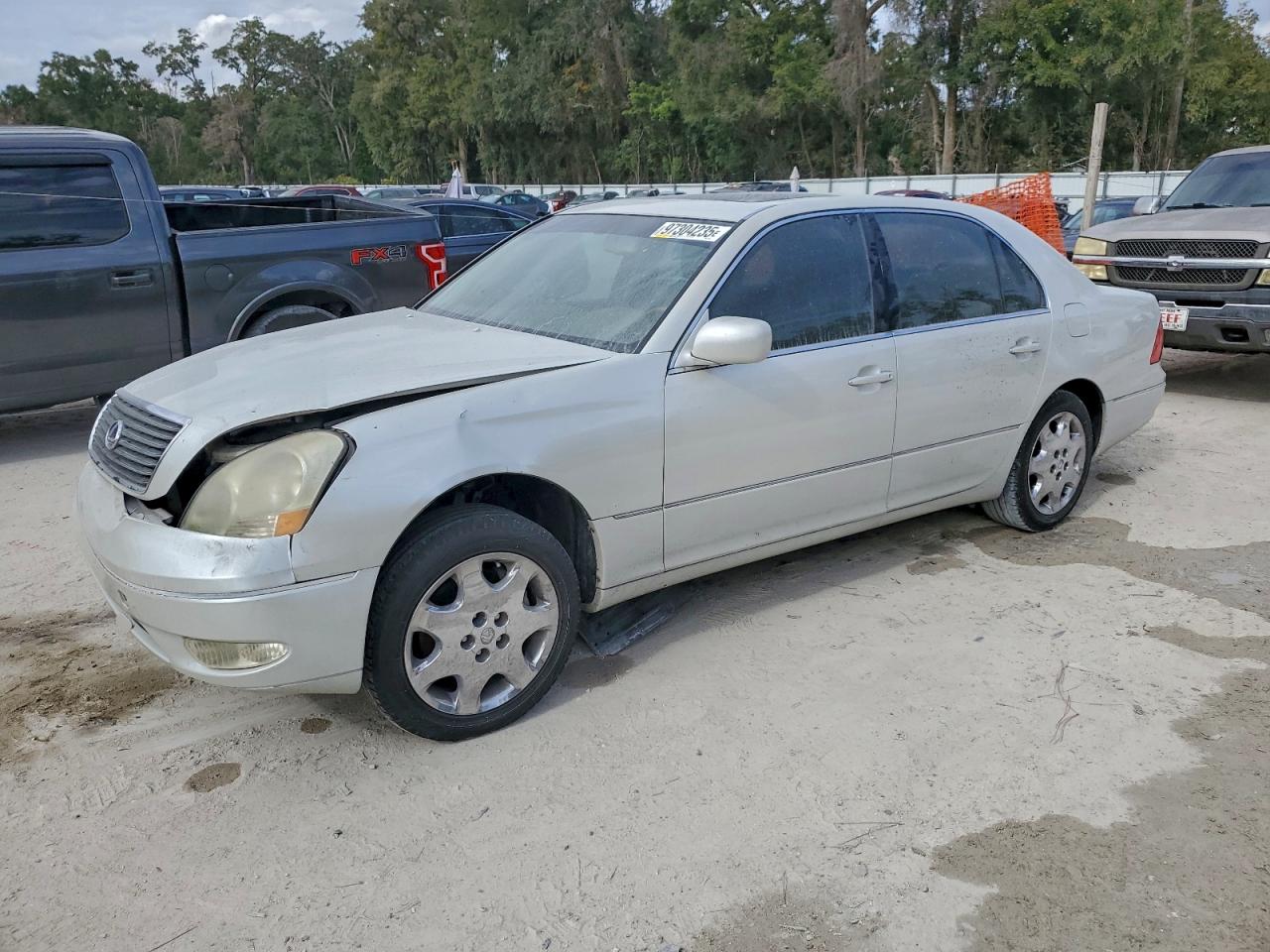 Salvage Lexus LS Image