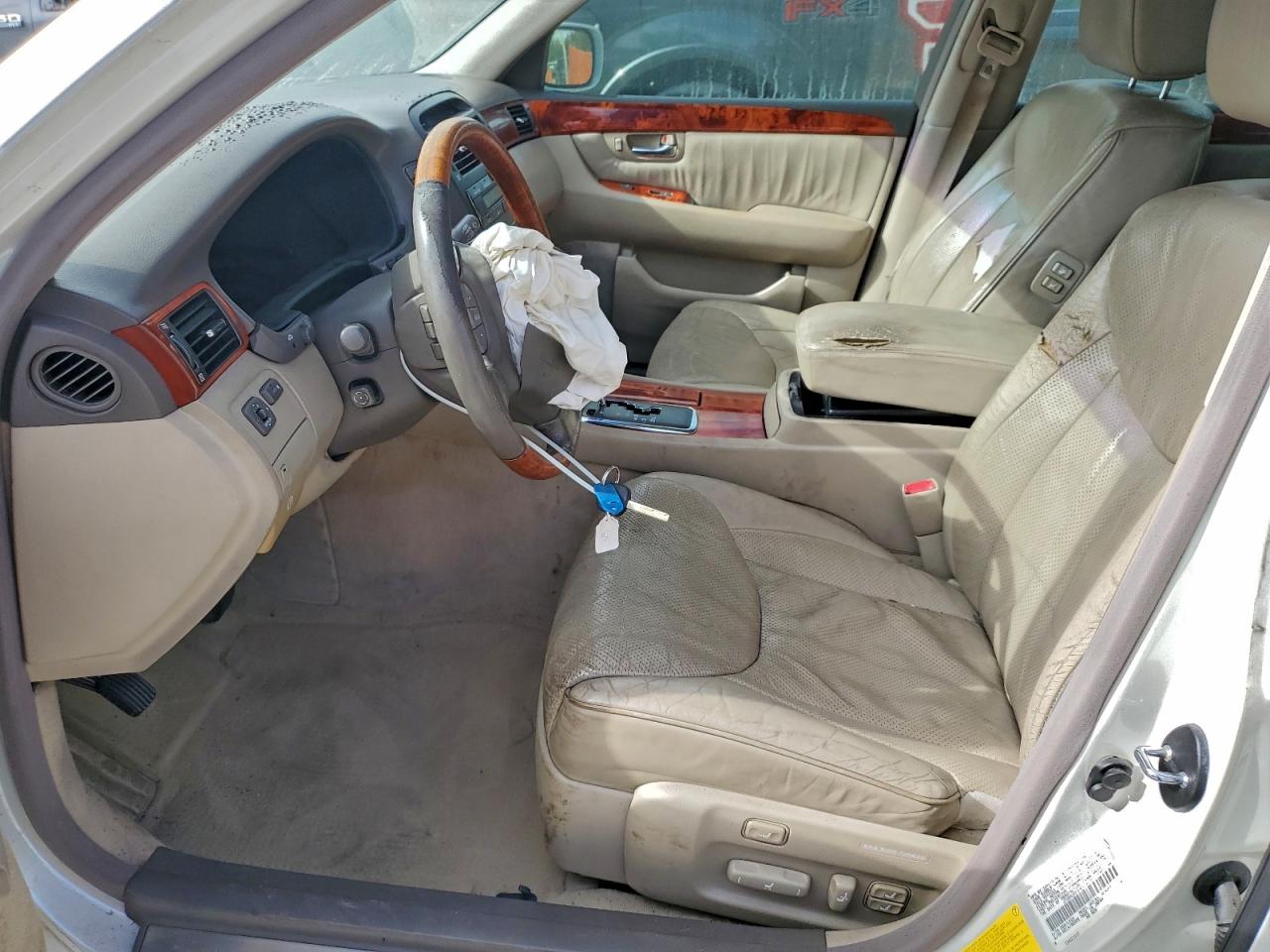 Lexus LS Base