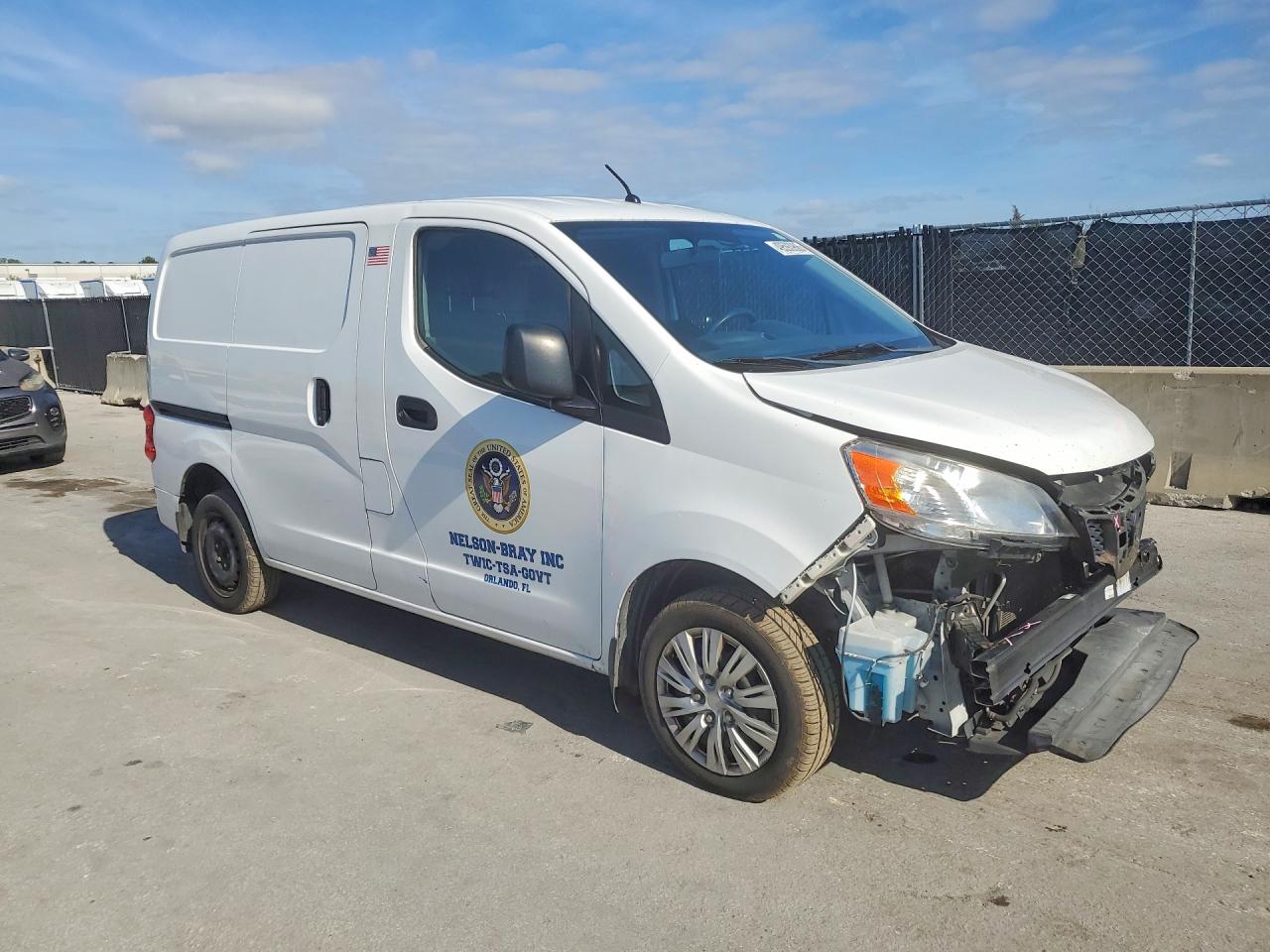 Nissan Nv S