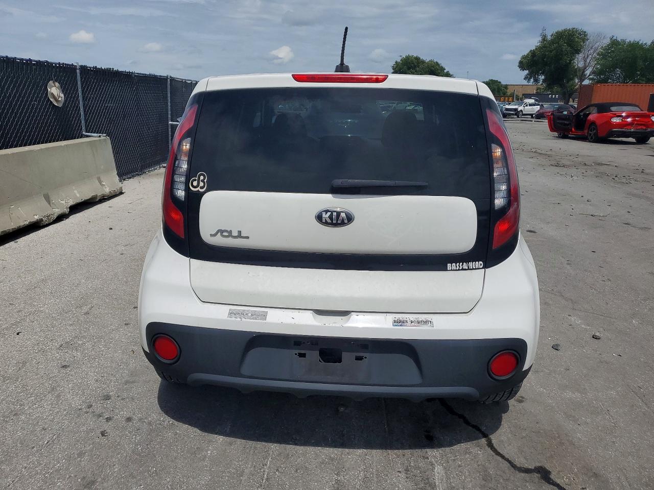 Kia Soul Base