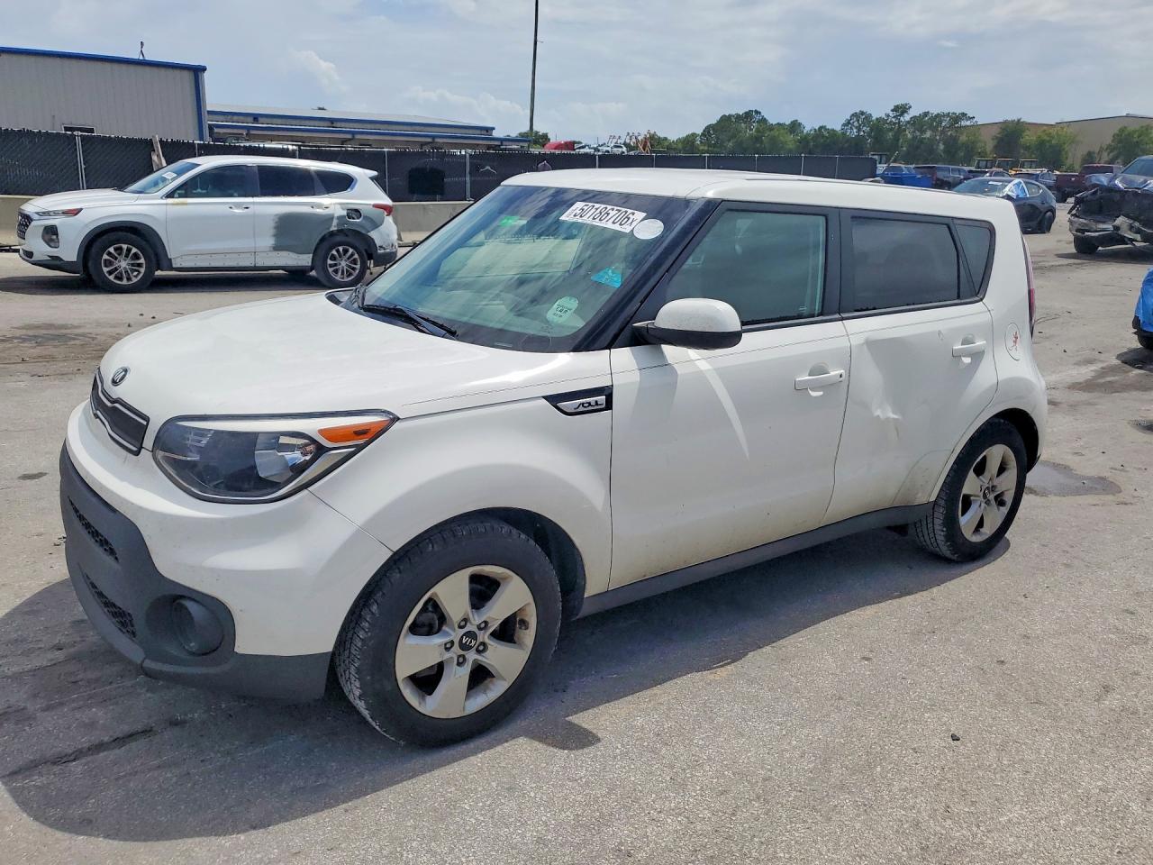 Salvage Kia Soul Image