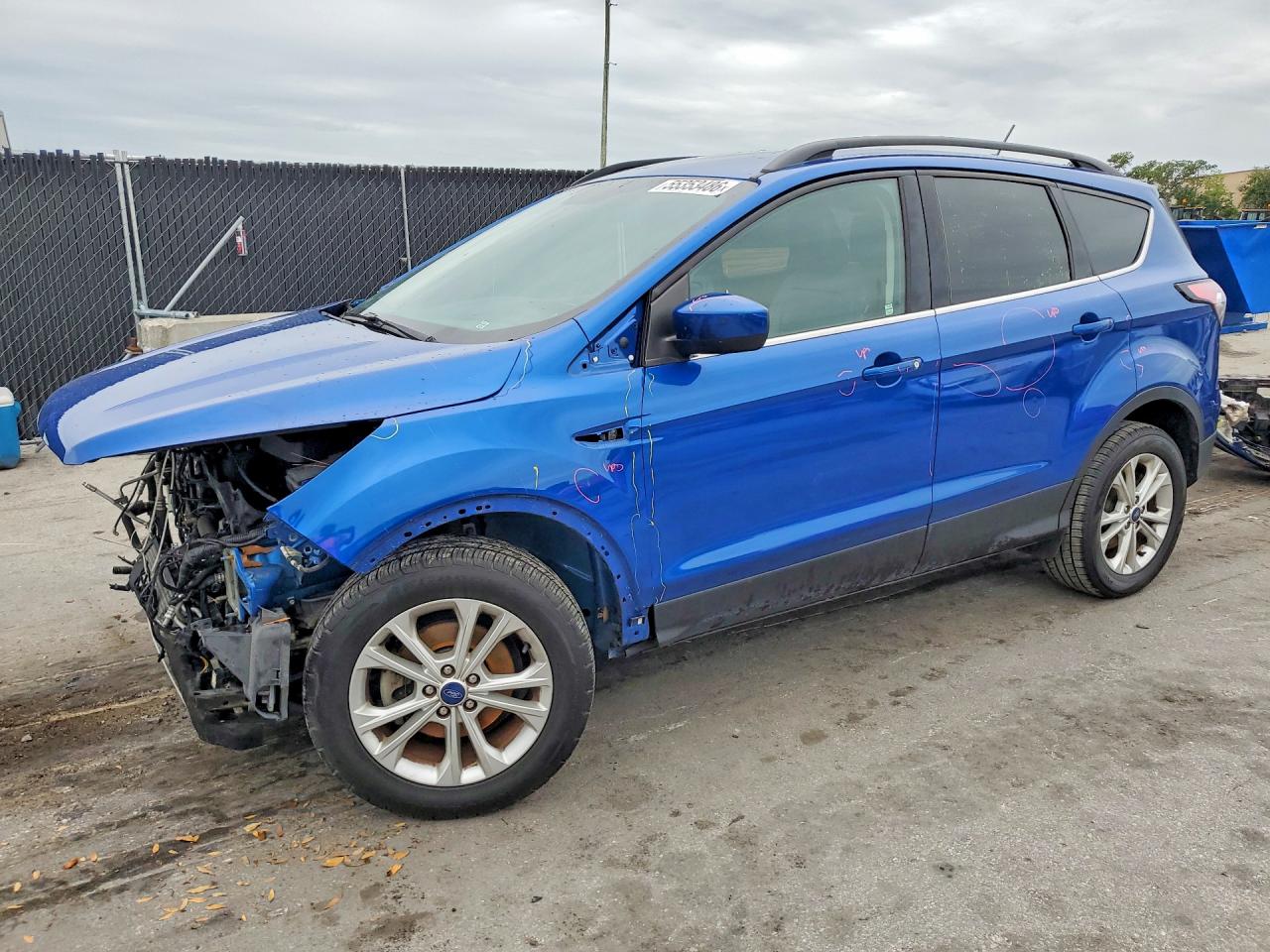 Salvage Ford Escape Image